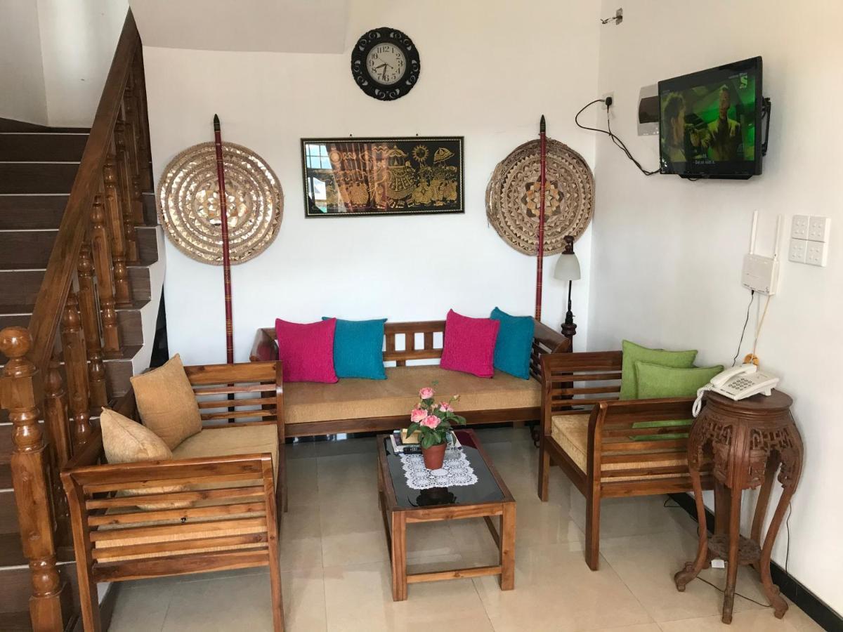 نوفارا إيلِيا Dahlia Mount View Hotel المظهر الخارجي الصورة